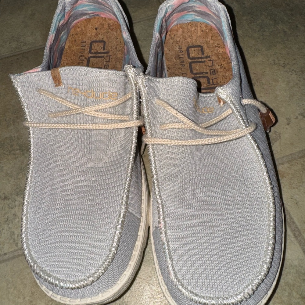 Hey Dude Women’s Light Gray Loafers